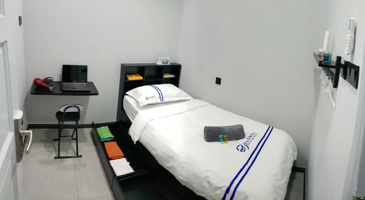 Global Residency Hotel Kota Kinabalu Exterior photo